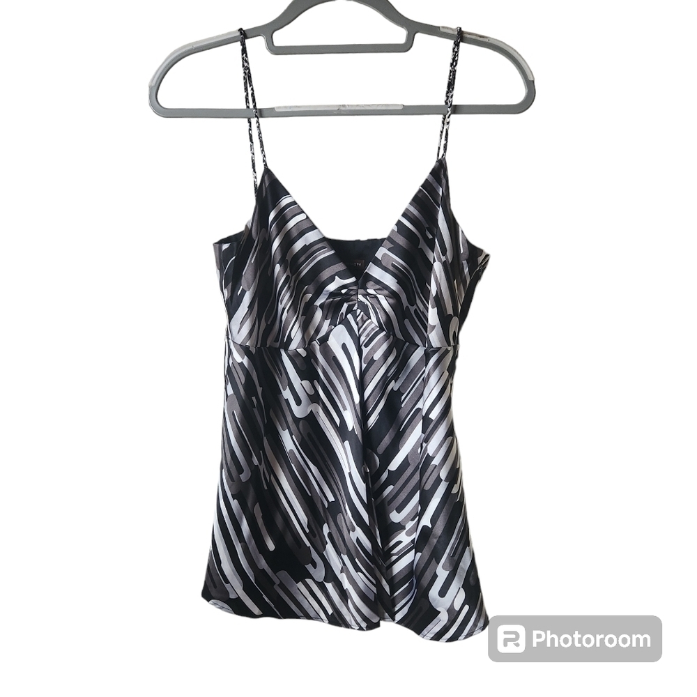 Adrienne Vittadini Silk Camisole Top Size 8 Black White Abstract Print Cami